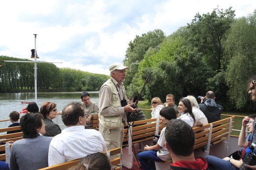 Prof. Dr. Szép Tibor kutató, a hajós túra szakmai vezetője (fotó: Orbán Zoltán)